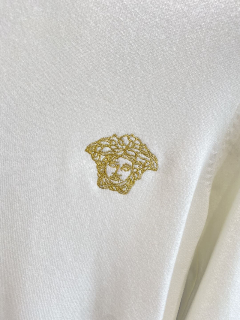 VERSACE